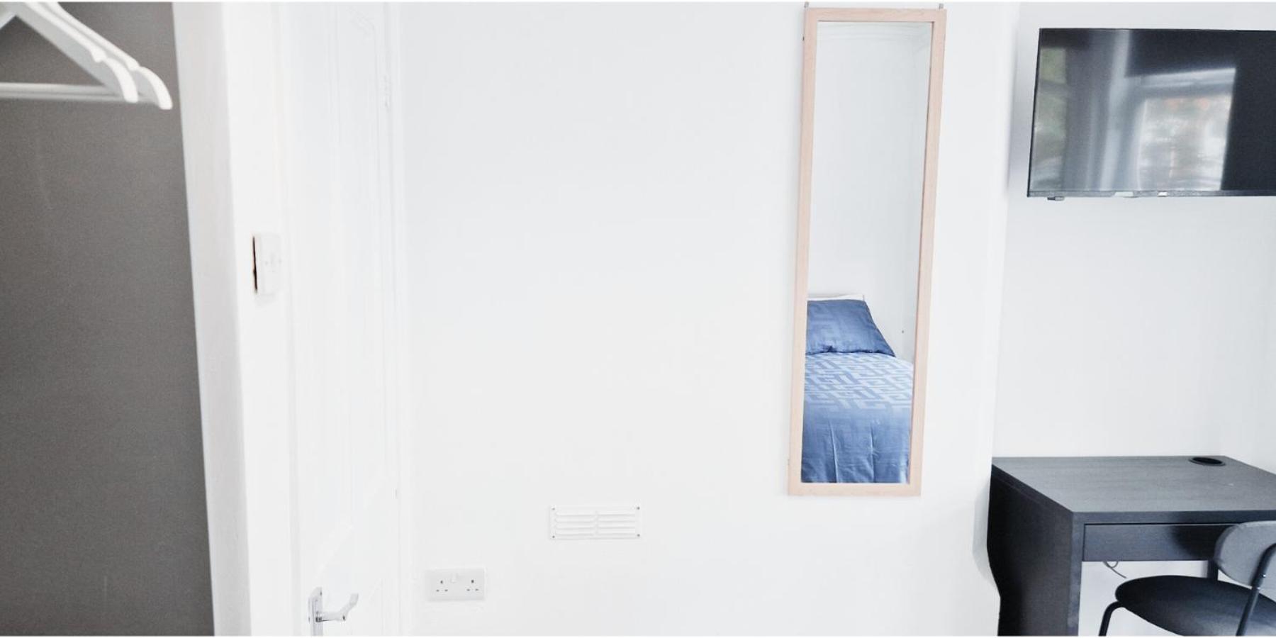 Double Room In Modern House Near 诺丁汉 外观 照片