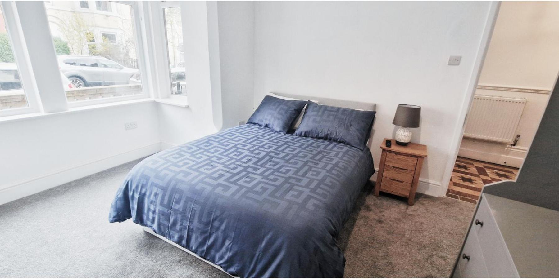 Double Room In Modern House Near 诺丁汉 外观 照片