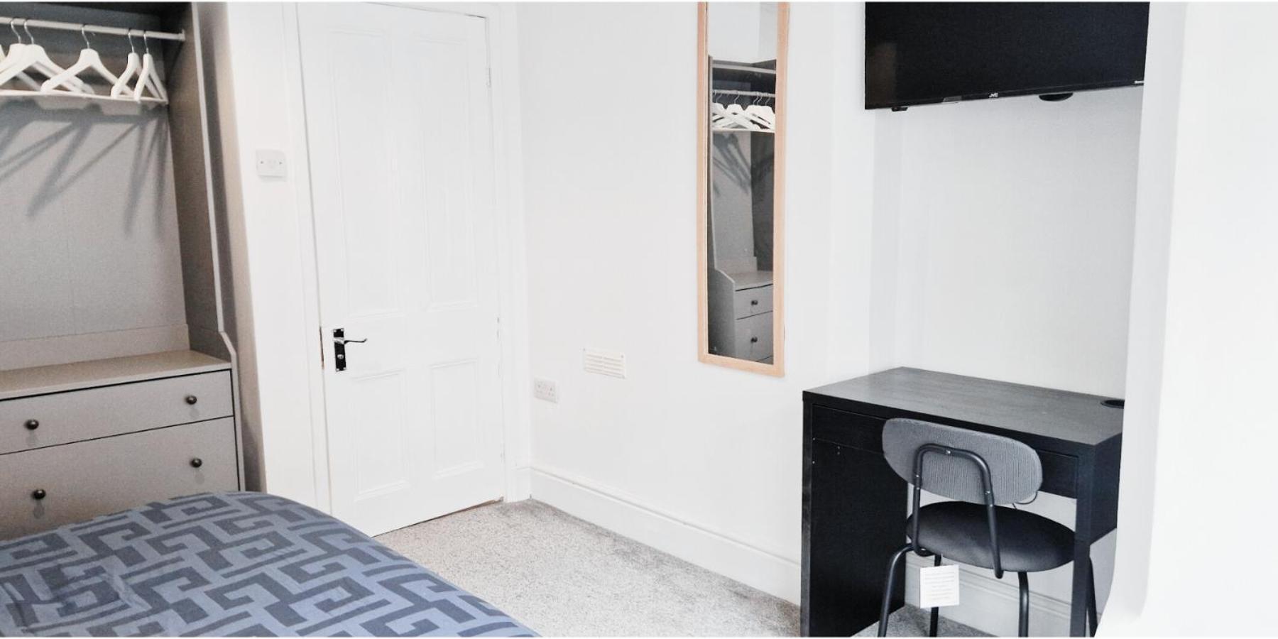 Double Room In Modern House Near 诺丁汉 外观 照片